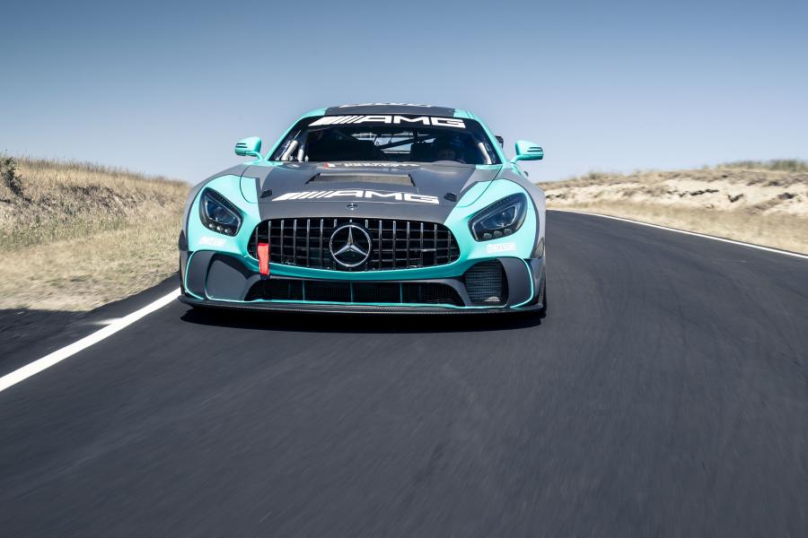  Mercedes-AMG GT4 (C190) 2017 года  (фото 34 из 43)